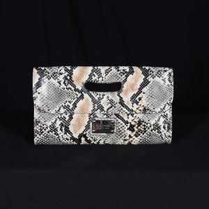 New - Nine West clutch